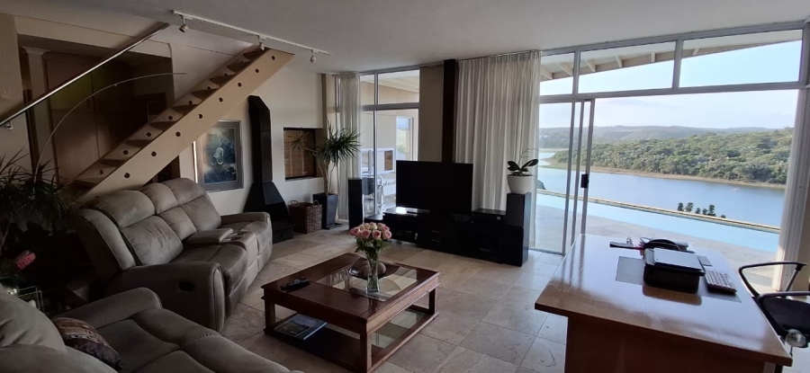 7 Bedroom Property for Sale in Bonza Bay Eastern Cape